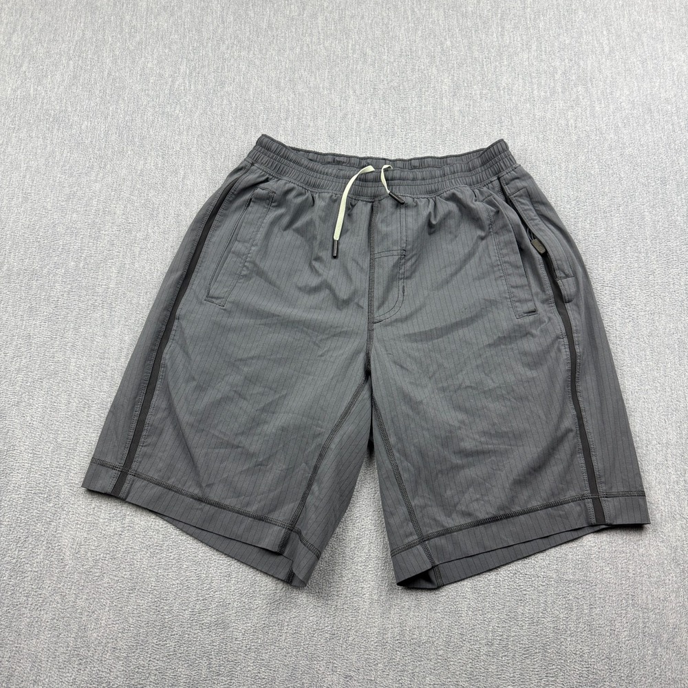 Lululemon Shorts Men Small Gray Run Response 8" Athletic Pocket Drawstring Gym